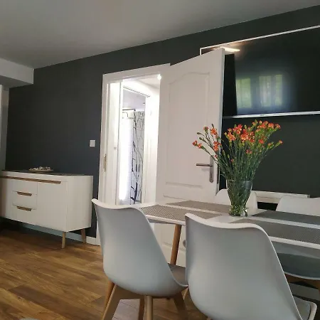 公寓 Lupus - Z Prywatna Sauna 斯克拉斯卡波伦巴