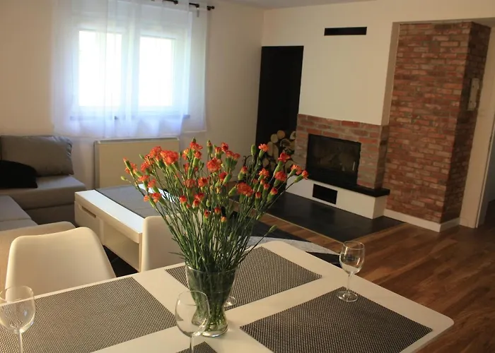 Lupus - Z Prywatna Sauna Apartment *